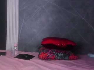ASTRIDQUEEN live cam preview