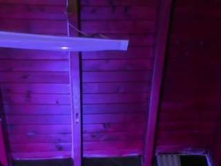 ASTRIDQUEEN live cam preview