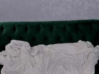 eleanor-lily