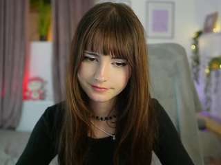 ellayoung18