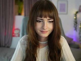 EllaYoung18 live cam preview