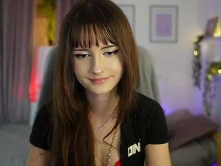 ellayoung18
