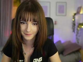 ellayoung18