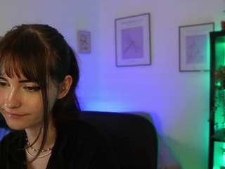 ellayoung18