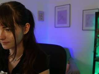 ellayoung18