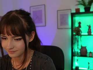 EllaYoung18