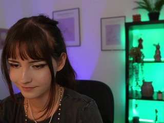 ellayoung18