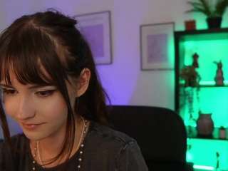 EllaYoung18