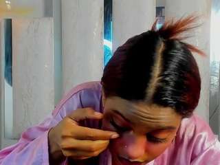 nickynicoole webcam