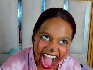 nickynicoole live cam preview