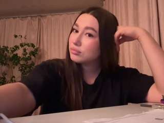 KeniaFoulds live cam preview