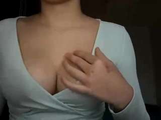 Mika live cam preview