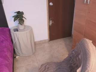 KendaallFox69 live cam preview
