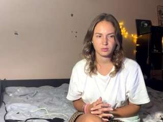 AngelicaMutherspaw live cam preview