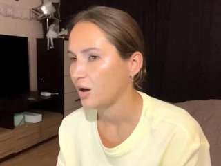 angelicamutherspaw