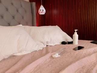 catalinaa-whitee