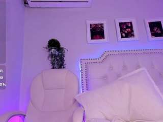 catalinaa-whitee live cam preview