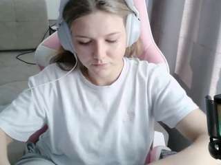 hermilatimperman Live Webcam on CamSoda