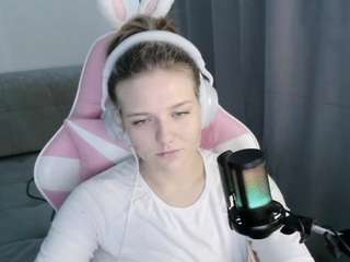 Helen live cam preview
