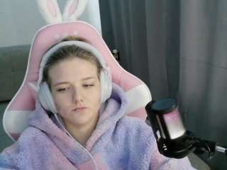 Helen live cam preview