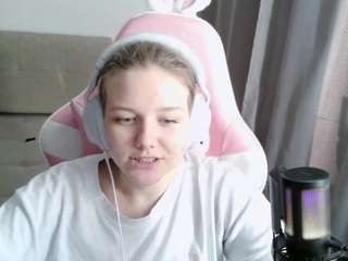 Helen live cam preview