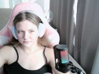 Helen live cam preview