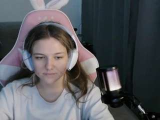 hermilatimperman webcam model
