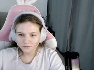 Helen live cam preview