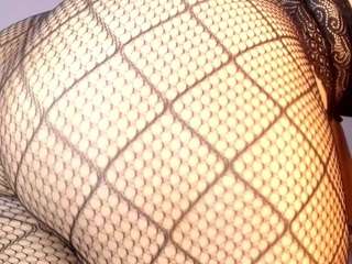 curvybombom