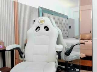 evonny-becker webcam