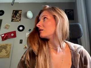 KyleeLeash