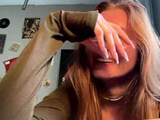 kyleeleash webcam