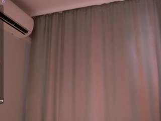 MaileBroeker live cam preview
