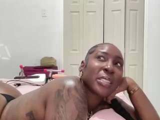 coco-dethick Live Webcam on CamSoda