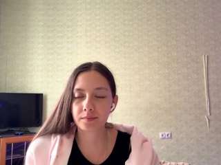 TonyaDellaratta live cam preview