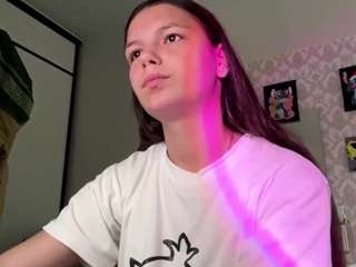 adelinapisarski webcam