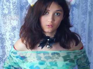 AdelleNaillon