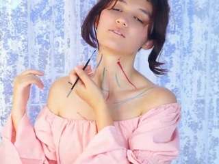AdelleNaillon