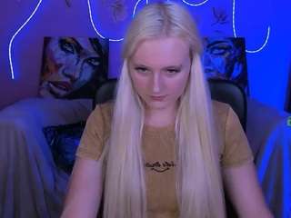 elani-vii Live Webcam on CamSoda