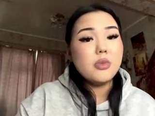 Mia live cam preview