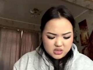 Mia live cam preview