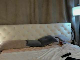 LilyyMoon live cam preview