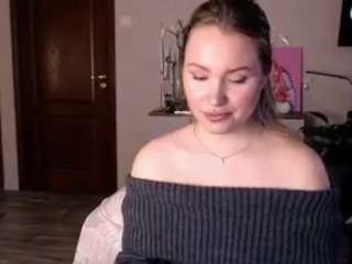 Missblossomm's live stream