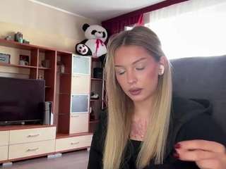 leonieduplantis Live Webcam on CamSoda