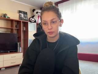 Stella live cam preview