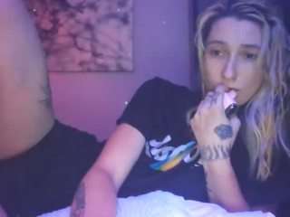 Serena Savage live cam preview