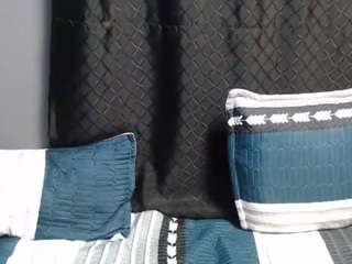 BlowJobBitchxx live cam preview