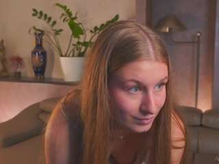 IvanaKnisley live cam preview