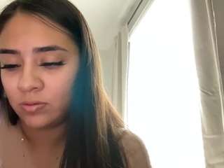 julieee04's Live Sex Cam Show
