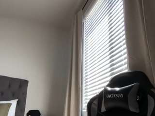 julieee04